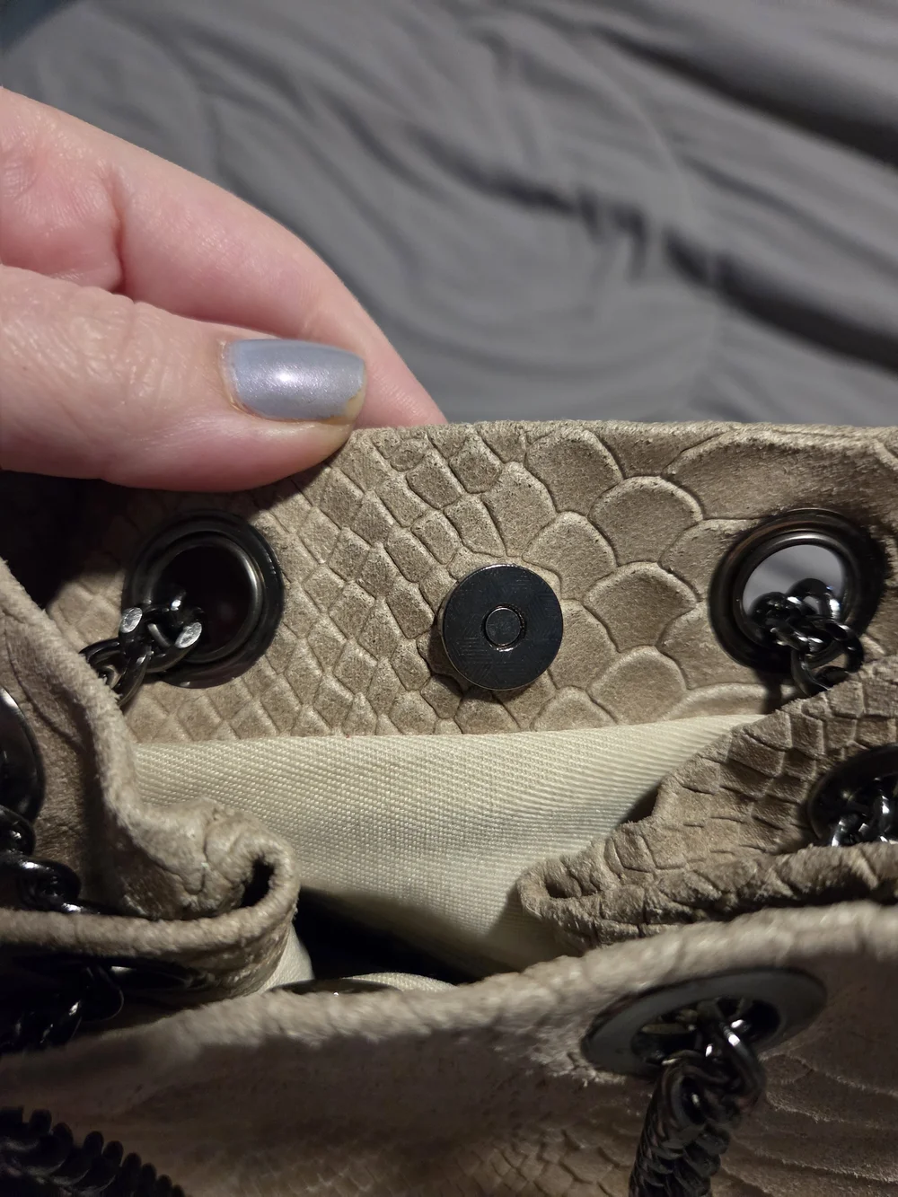 NWOT Italian Leather Fringed Snake-Embossed Bucket Bag - Taupe
